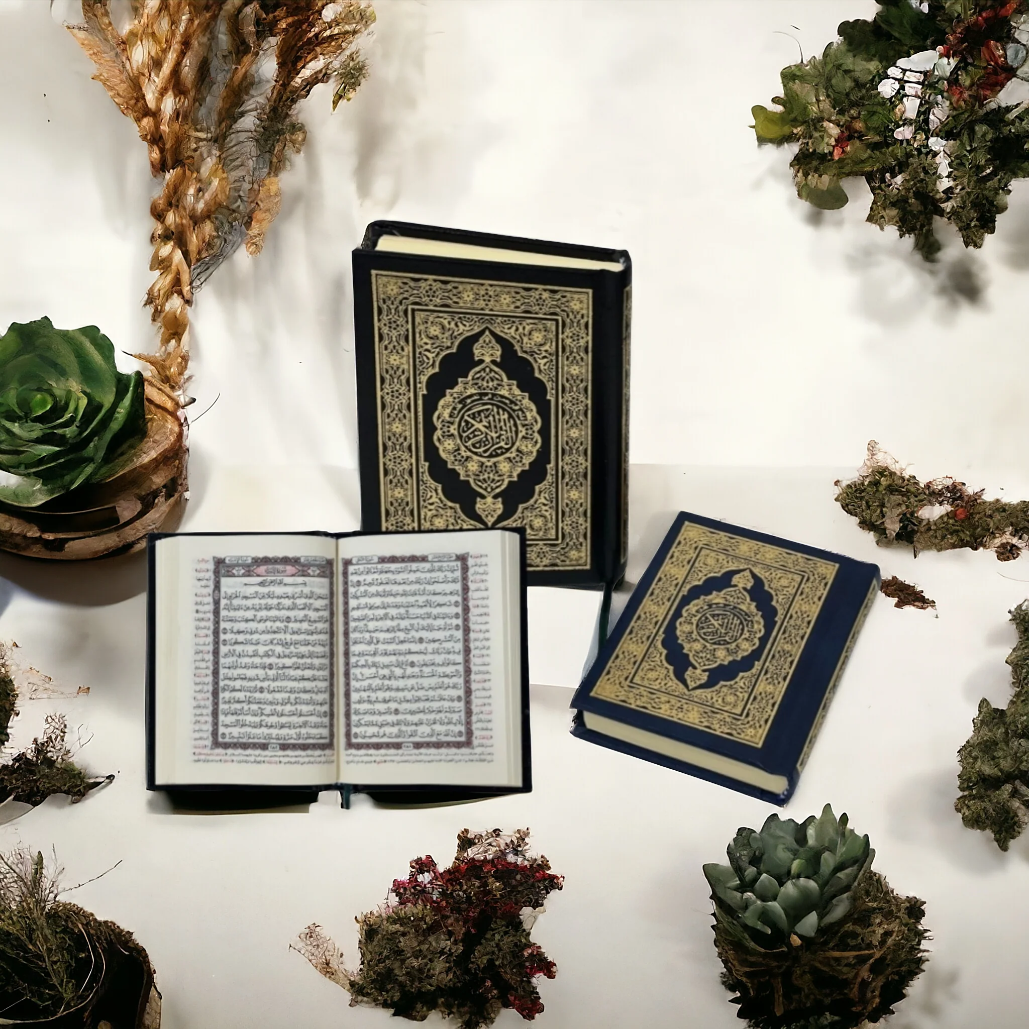عدد 50 نسخة مصحف القرآن الكريم مقاس 07 * 10 سم مع تفسير الكلمات - Image 3
